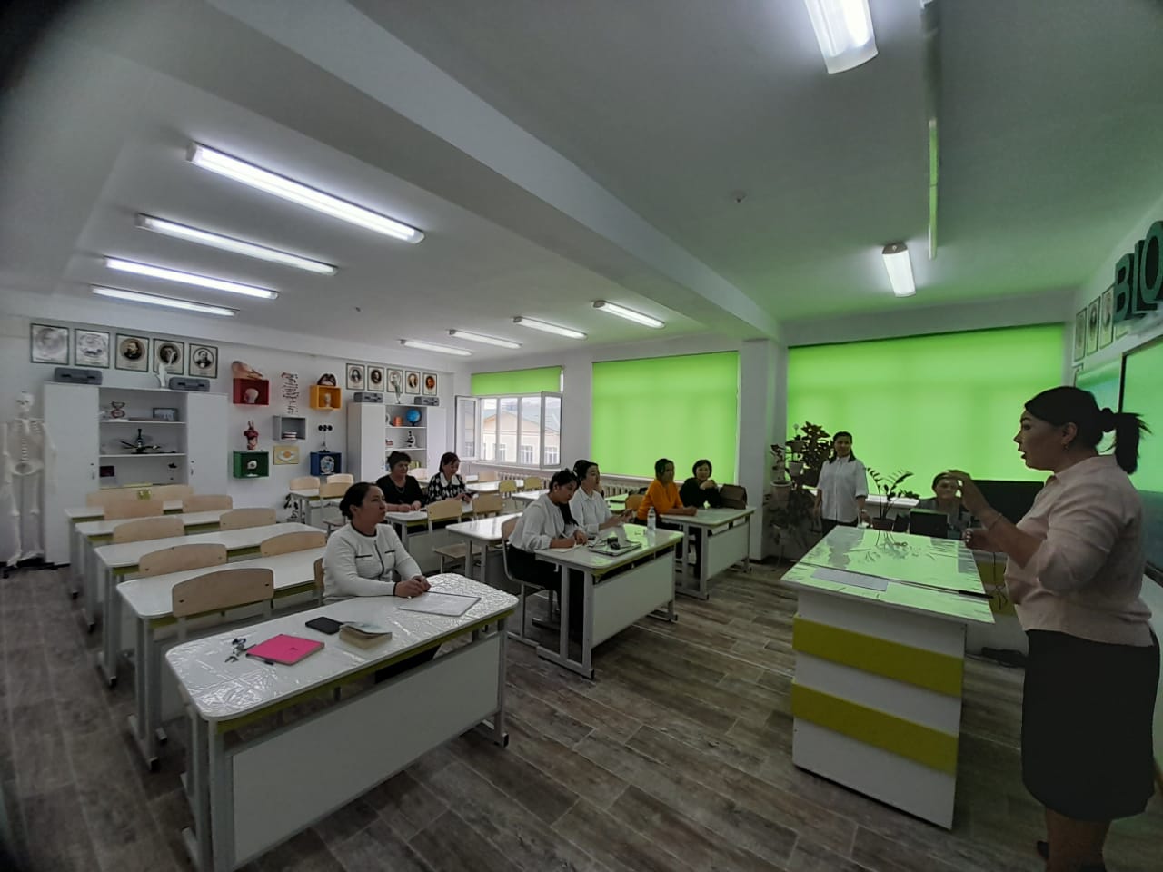 "Цифрлық ресурстарды тиімді пайдалану" мектепішілік семинар